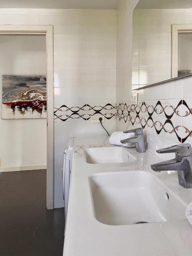 1 Bed Los Cristianos Near The Bus Station 아로나 외부 사진