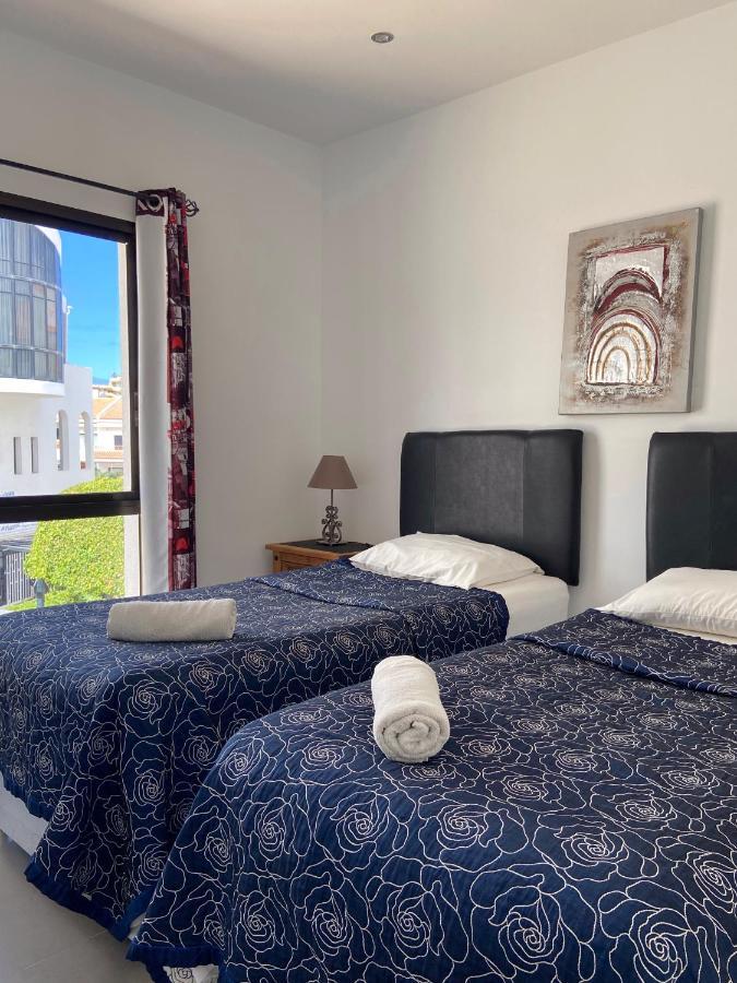 1 Bed Los Cristianos Near The Bus Station 아로나 외부 사진