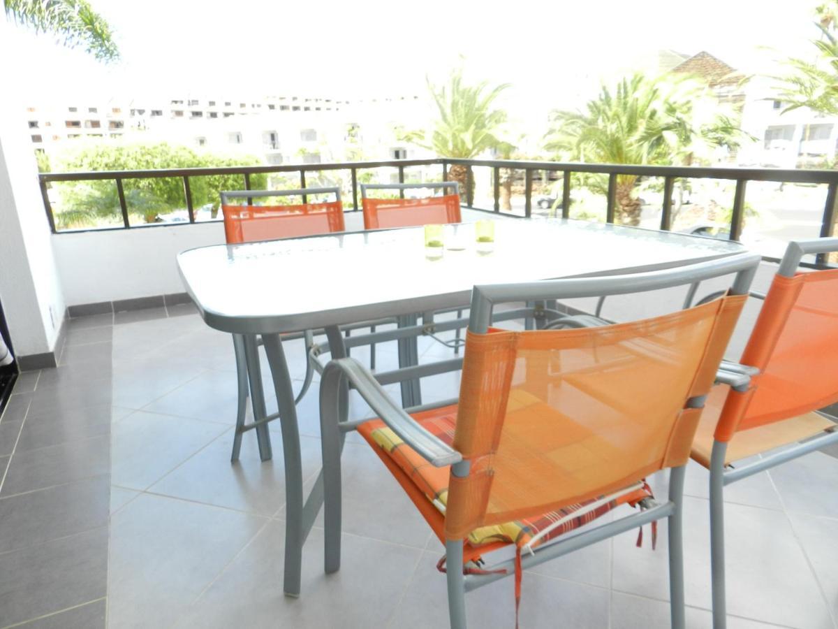 1 Bed Los Cristianos Near The Bus Station 아로나 외부 사진