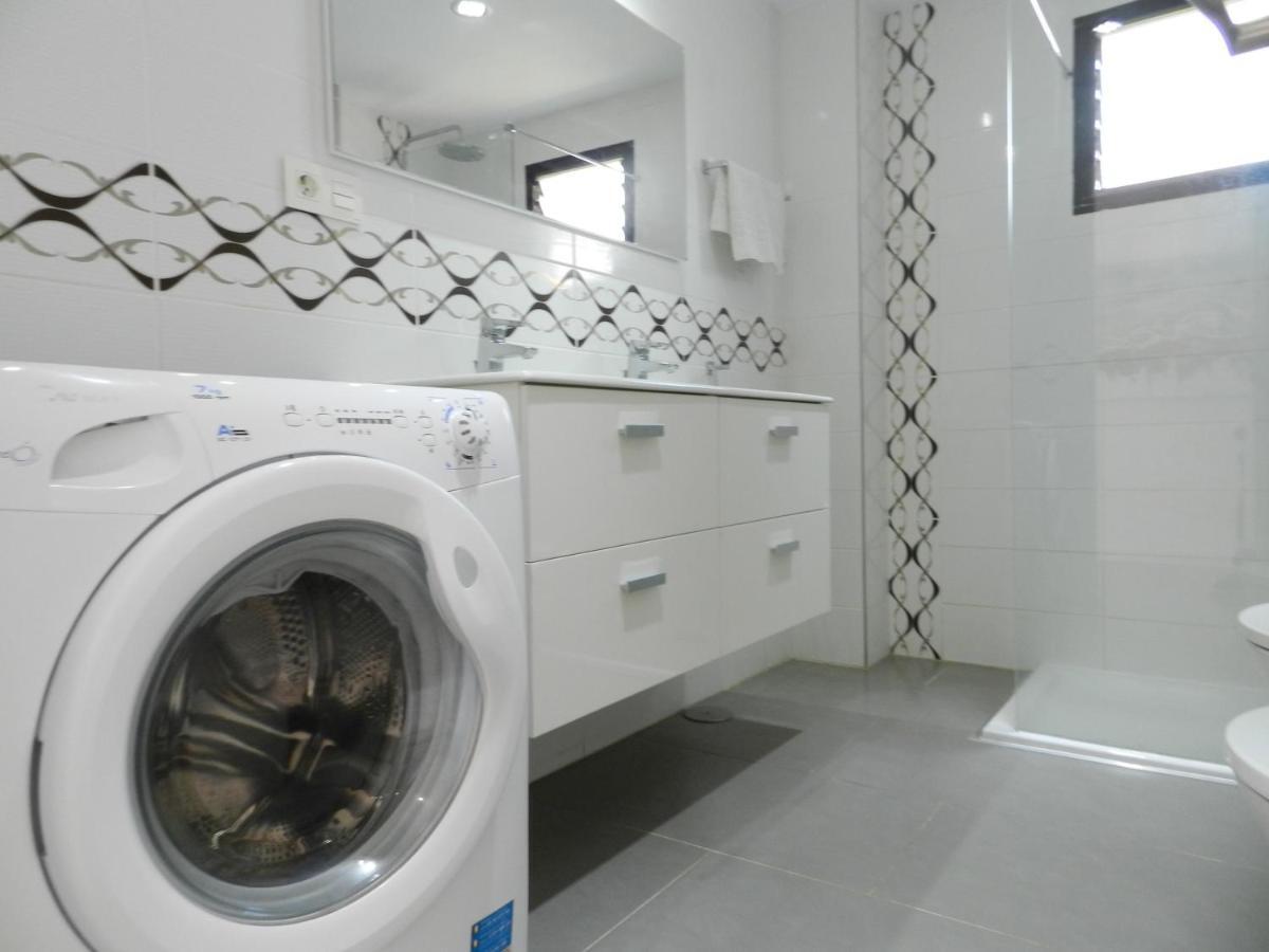 1 Bed Los Cristianos Near The Bus Station 아로나 외부 사진