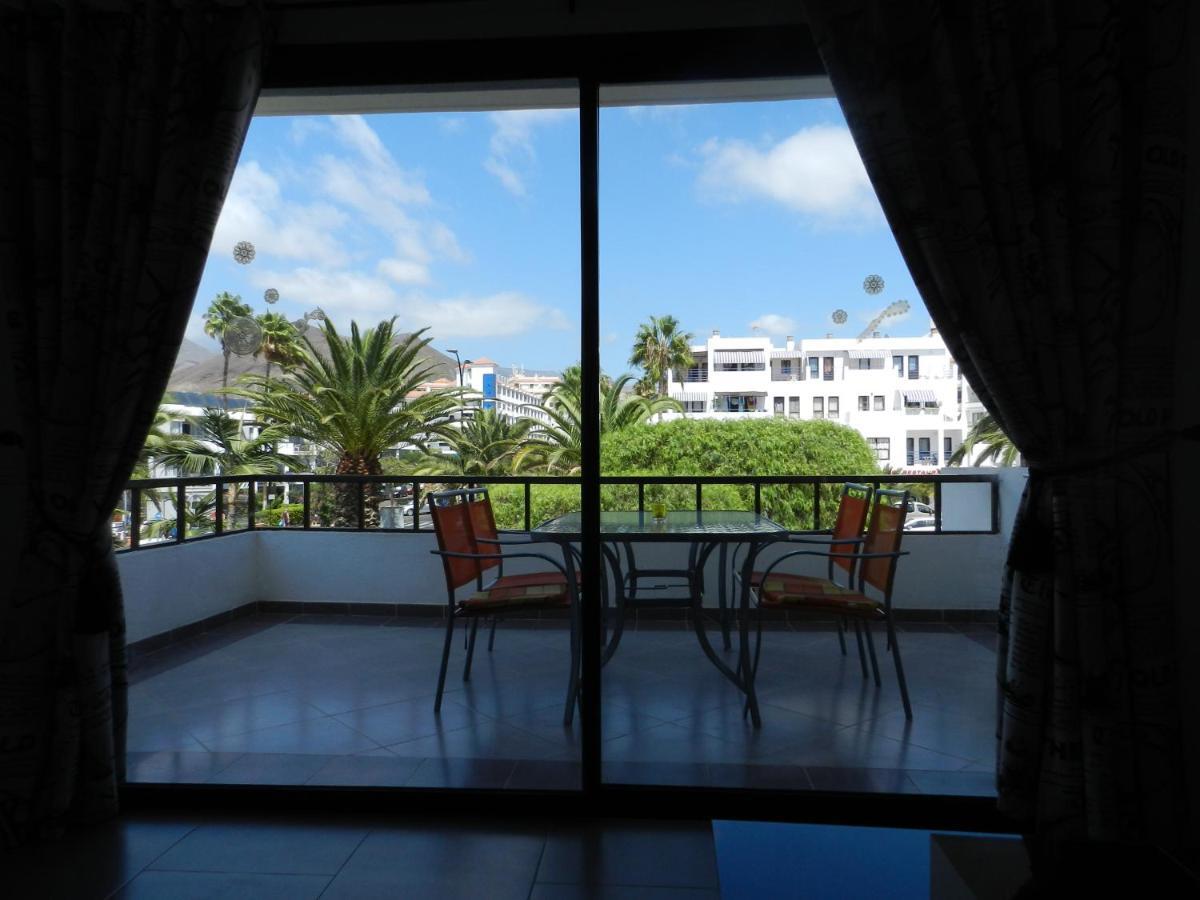 1 Bed Los Cristianos Near The Bus Station 아로나 외부 사진